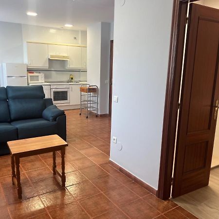 Apartamentos Club Condal 코밀라스 외부 사진