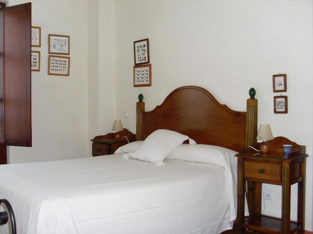 Apartamentos Club Condal 코밀라스 외부 사진